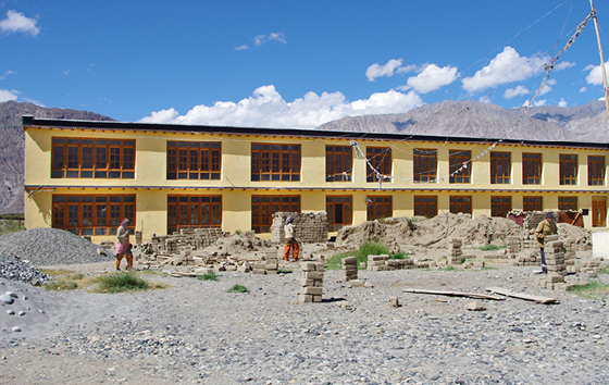 nubra-internatsgebäude